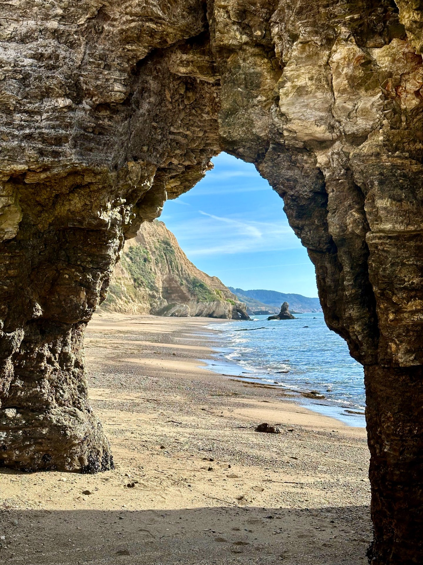 An arch at Sculptured Beach